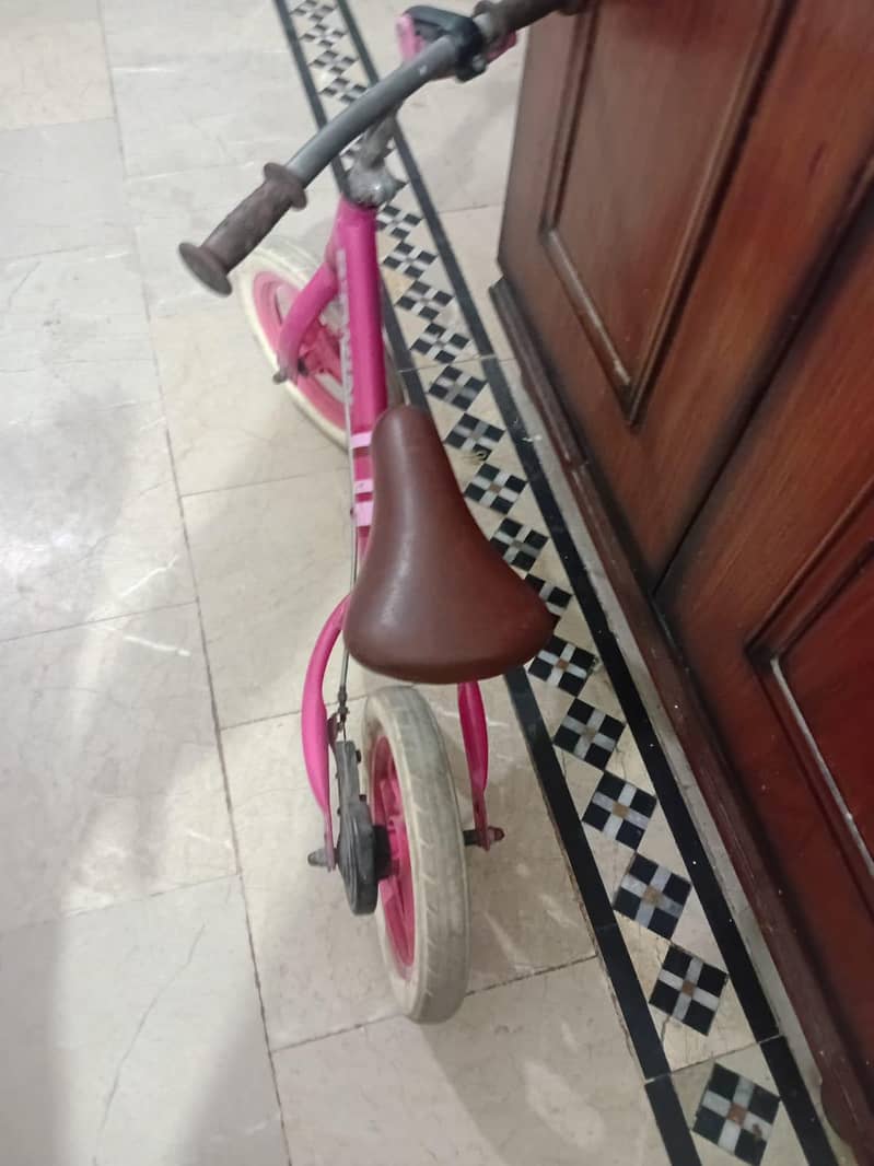 Different Scooties (Cycle) 0