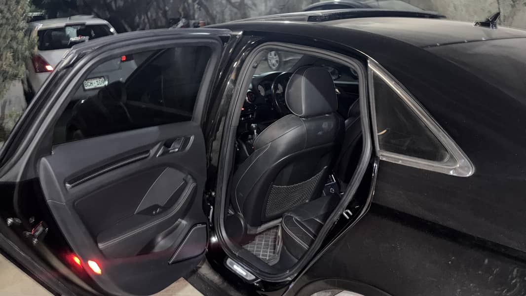 Audi S3 8