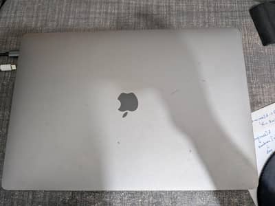 MacBook Pro Core i9 16 inch 32/512 4GB Graphics