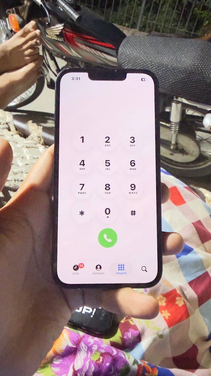 iPhone 13 2
