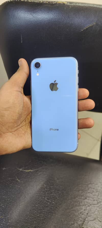 iphone XR ( icloud Lock )