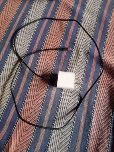 iphone original charger  percent original charger