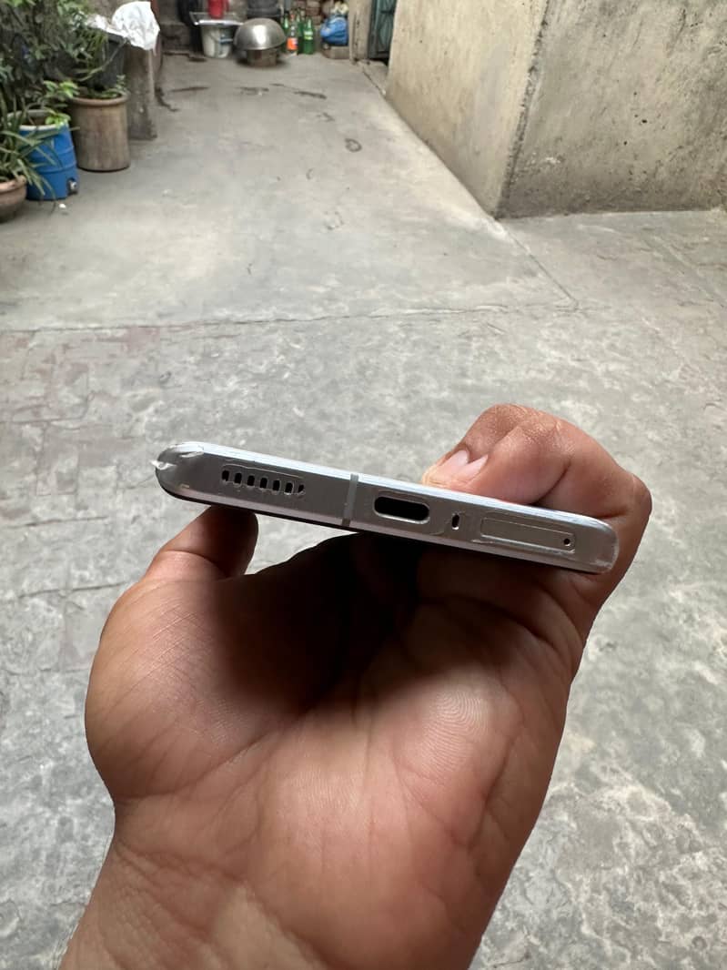 iqoo 9 pro 5
