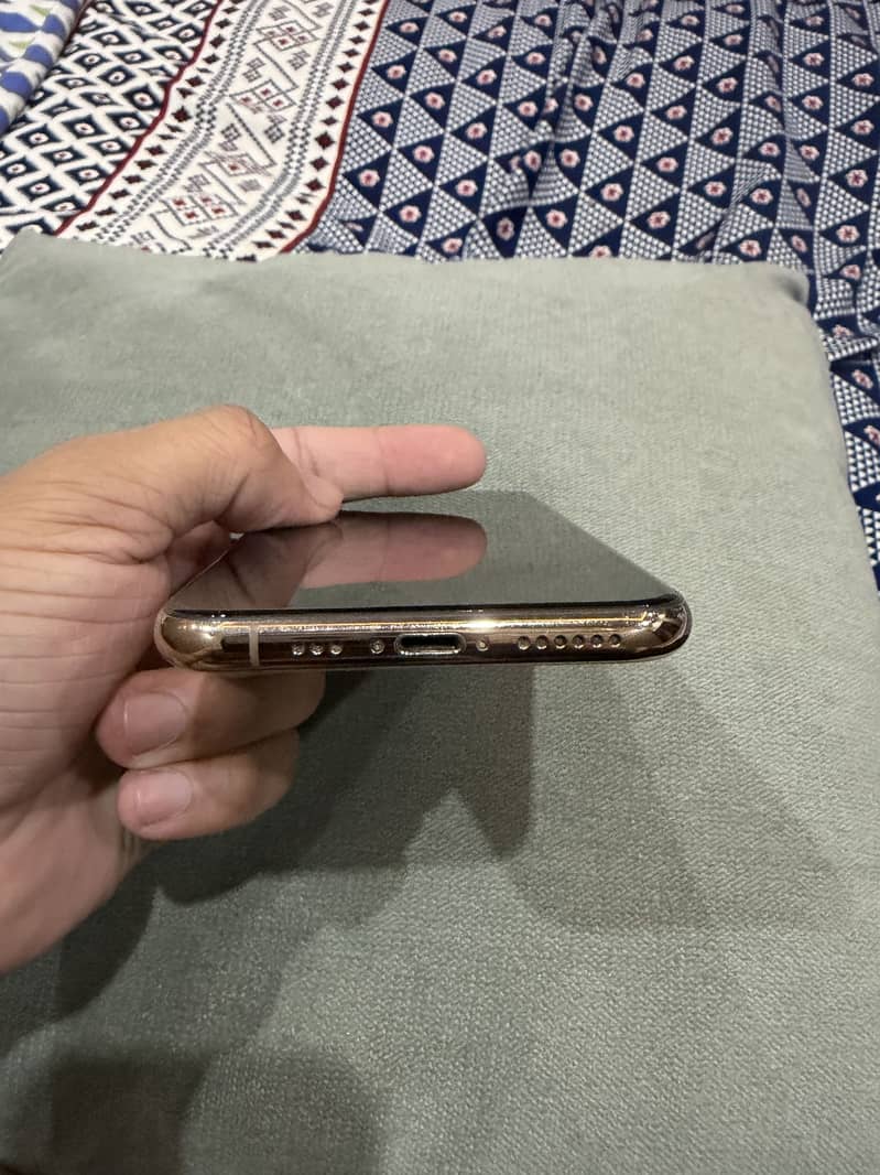 iphone 11 pro 1