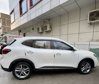 Mg hs 1.5T 2021 white with brown interior