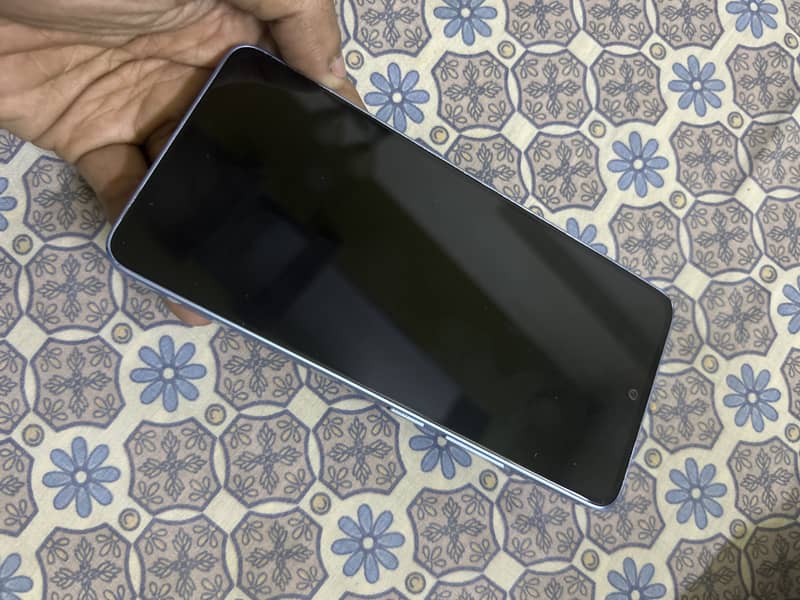 Redmi Note 13 8/256 With Complete Box 1