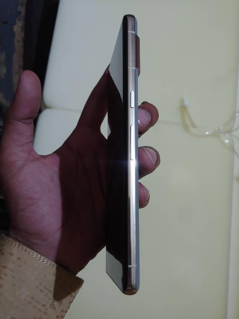 Google Pixel 7Pro 4