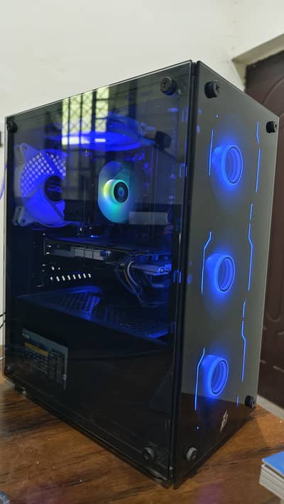 Ryzen 5 2600, 16GB RAM, RX580 8GB, 500GB SSD, 1TB HDD,