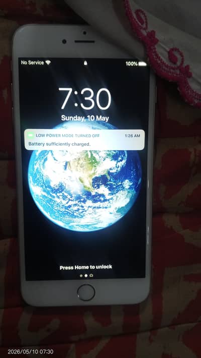iPhone 6 plus ha okay condition 10by 10