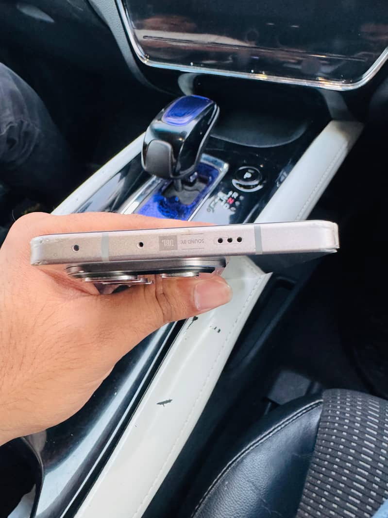 Infinix Note 50 Pro 4