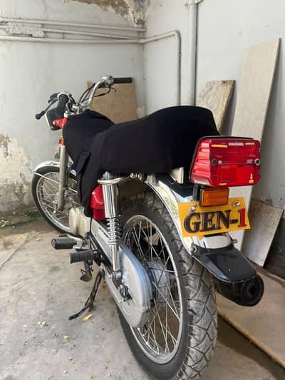 Honda cg 125 2013 model
