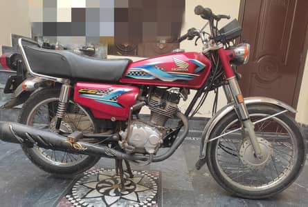 Honda CG 125 (2024) Model Used Condition.