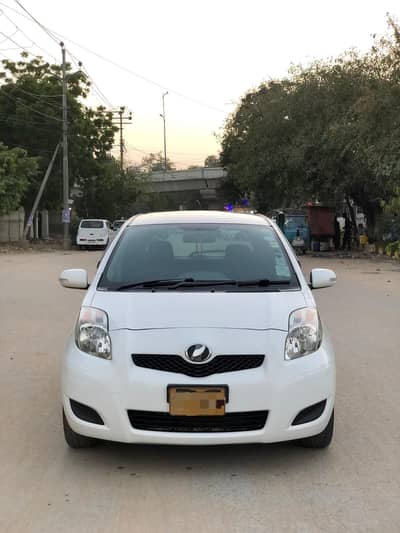 TOYOTA VITZ MODEL 2007 REGISTER 2012