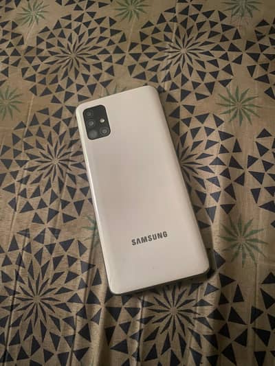 Samsung A51