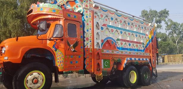 dumper truck