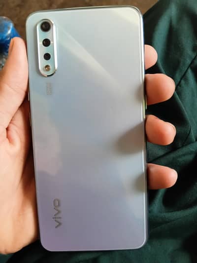 vivo s1