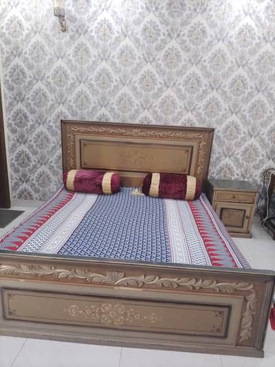 Bedset and tables