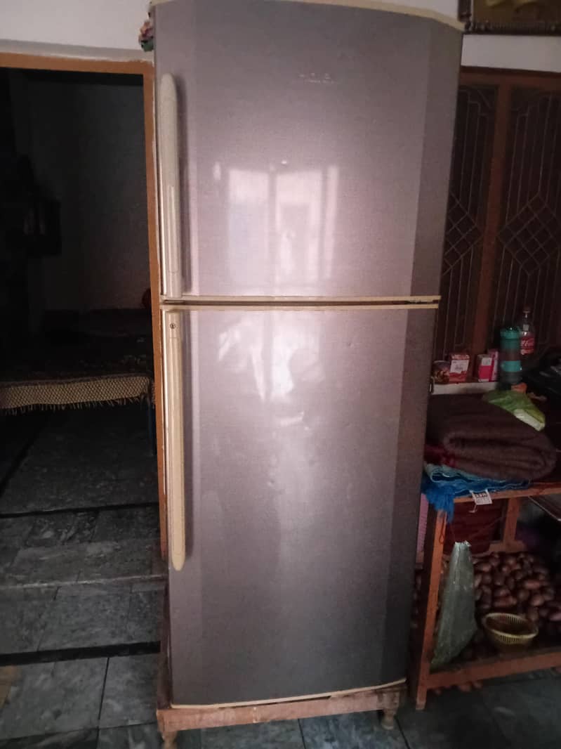 fridge 0