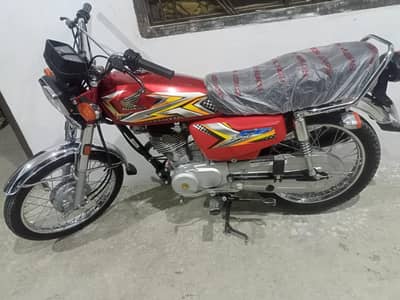 25 model honda 125