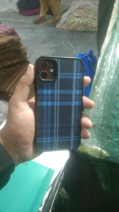 I phone 11 64 Gb
