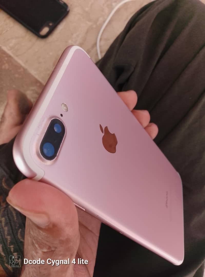 iphone 7 plus 1