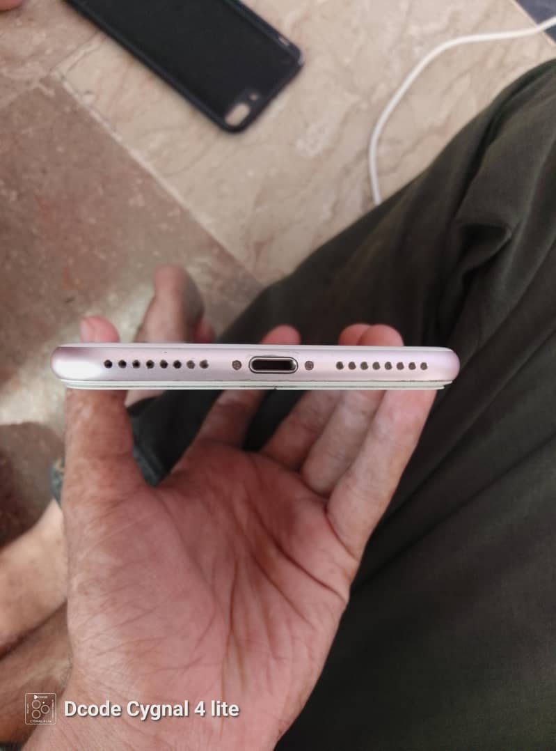 iphone 7 plus 4