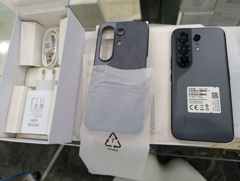 Tecno Camon 50  Pro 1