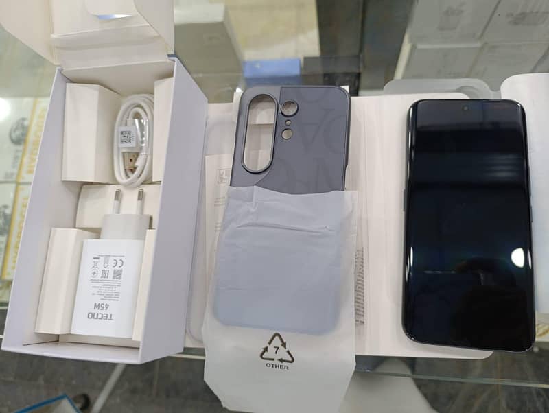 Tecno Camon 50  Pro 2