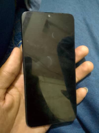oppo ka phone available ha hotspot ka Liya bi acha ha or use ka Liya b