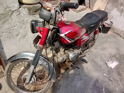 Yamaha Dhoom YD-70 2010