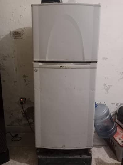 dawlance fridge for sell price 27000