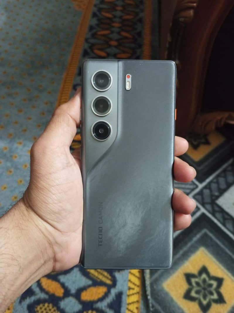 tecno camon 40 pro 1
