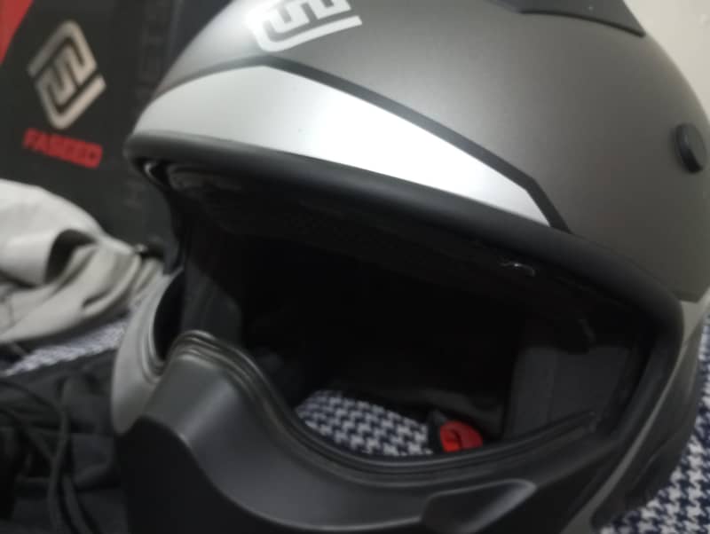 HELMET 7