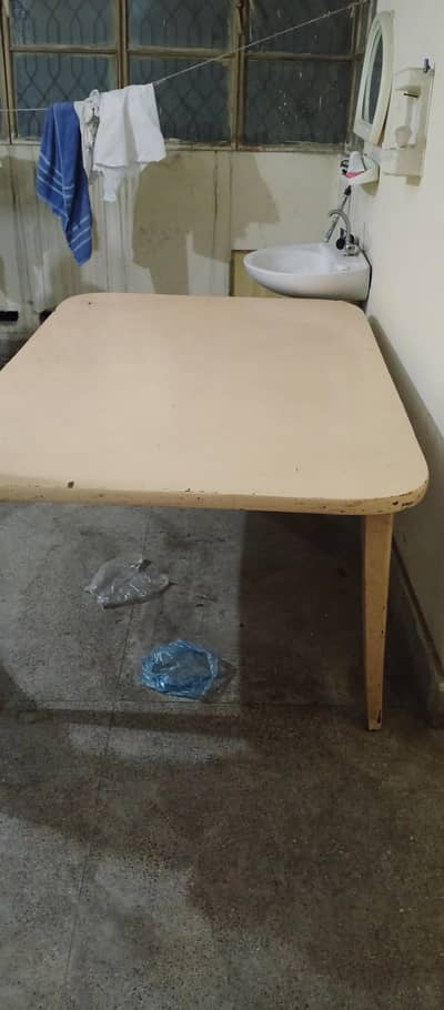 large table 7 feet by 3 feet urgent sale