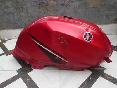 Yamaha YBR 125 Fuel tank