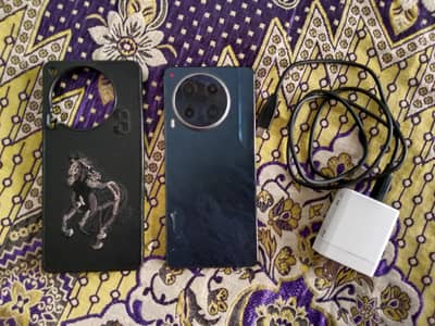Tecno camon 30 for sale 12GB+12GB  256GB (0328+6498423) with charger