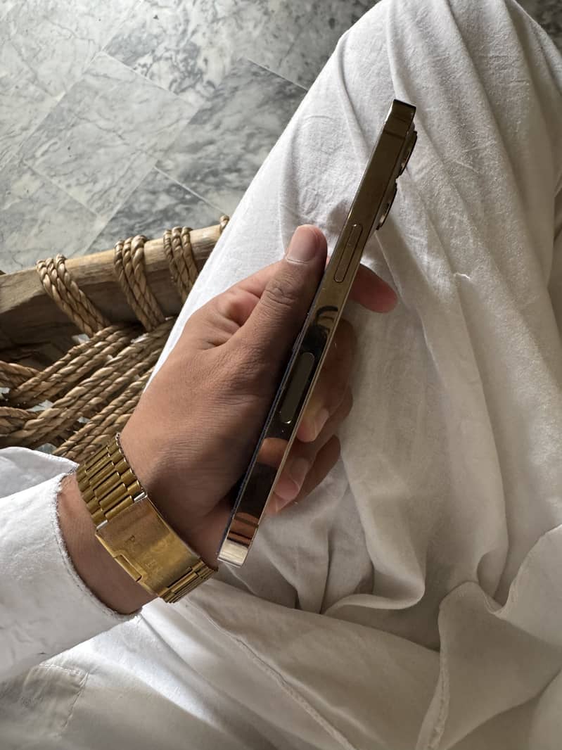 Iphone 13pro jv 3