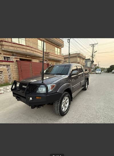 Toyota Hilux Vigo Champ in mint condition