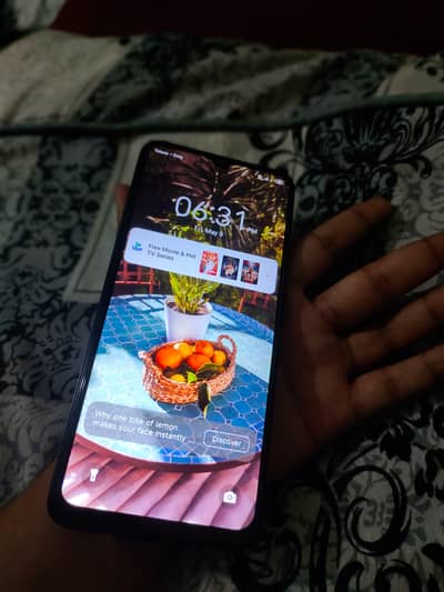 Tecno spark 10 with chargers box 15 day only used