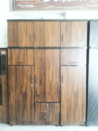 Wardrobes/almari/Wardrobe 3 Doors storage Drawers Hanging And Shelves