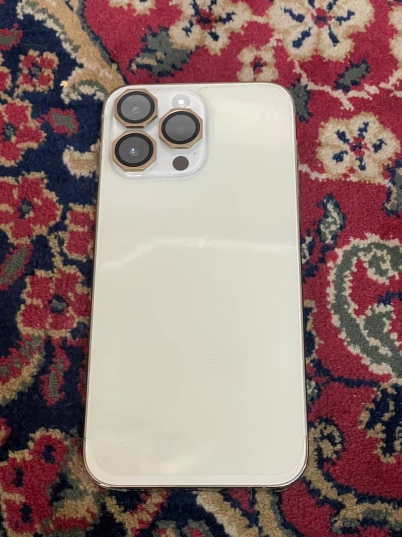 iPhone 14 Pro Max 1