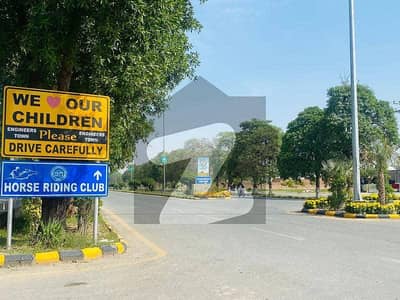 Ideal Location Corner Plot 40 Feet Road Plot IEP Engineering Town LHR,