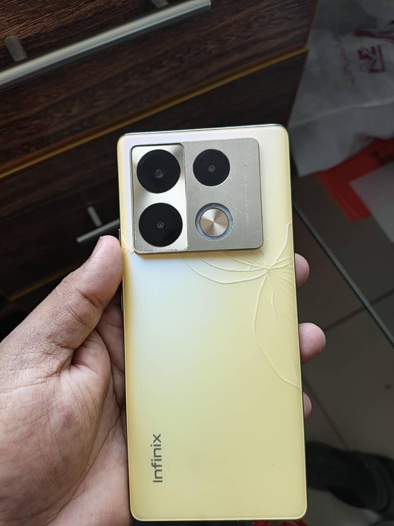 infinix note 40 pro 0