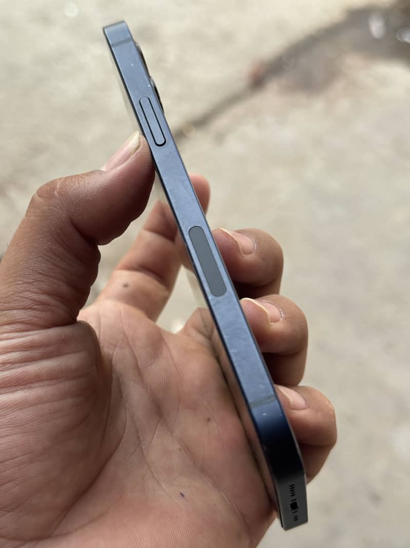 iPhone 12 Jv 1