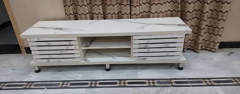 Led Tv media table Console big size for 65 inch new condition