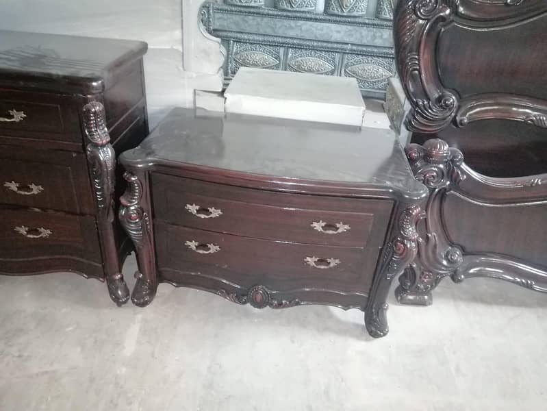 Bed set+Matrees+bed side table+ dressing table with mirror 1