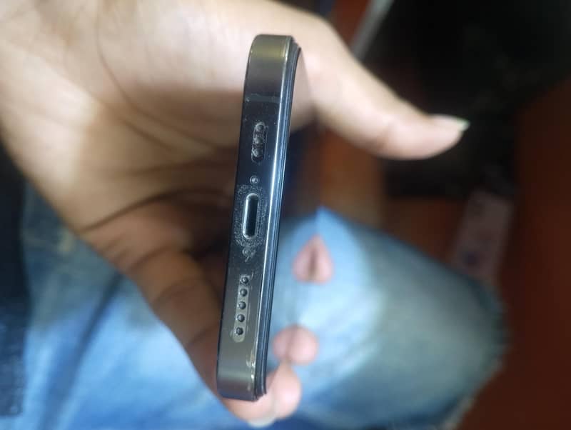 iphone 12 pro 2