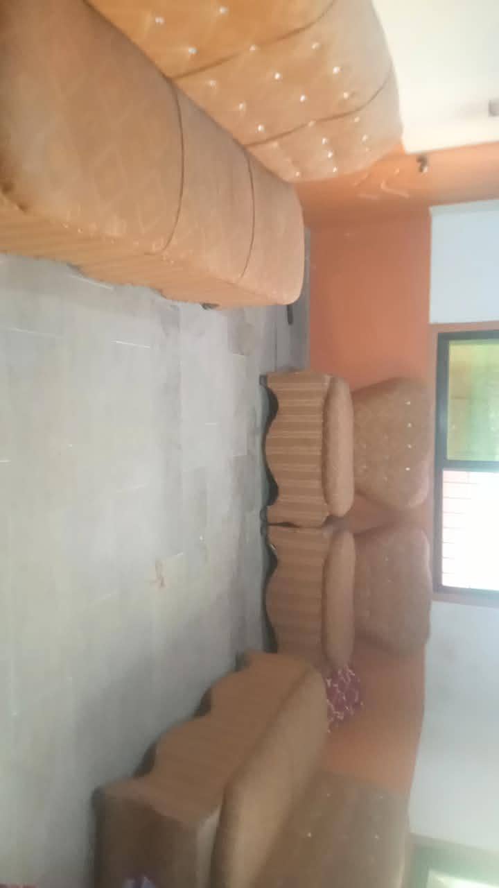 compelete sofa set 1
