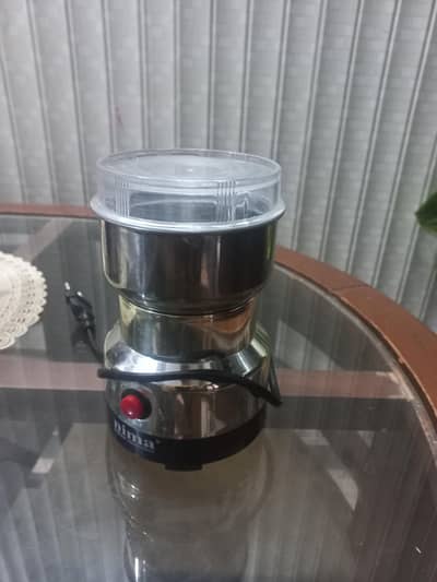 Grinder and Manual juicer