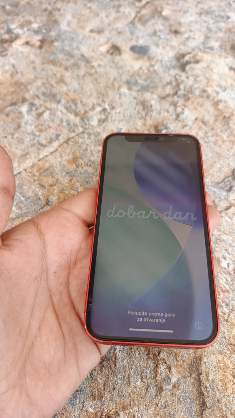 iPhone 12 mini 4